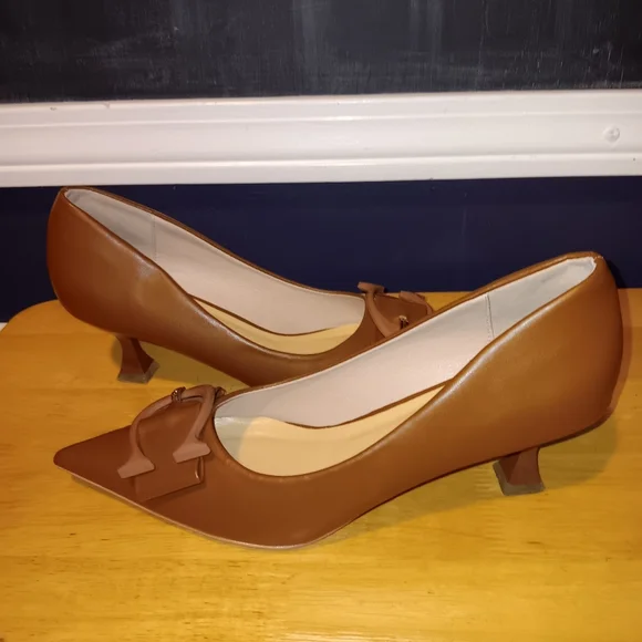 C Paravano Leather Logo Heels Size 41 - Picture 3 of 4